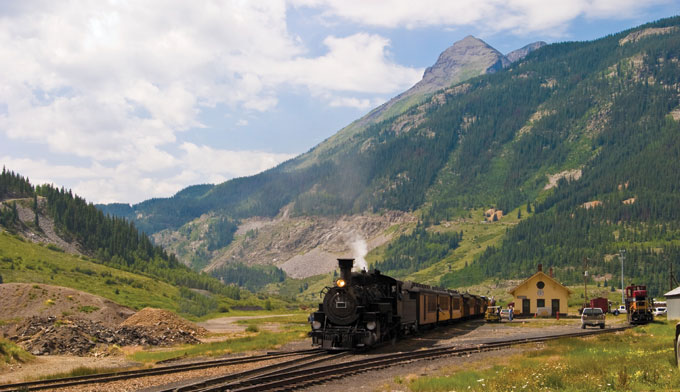 Yellowstone-Historic-Train